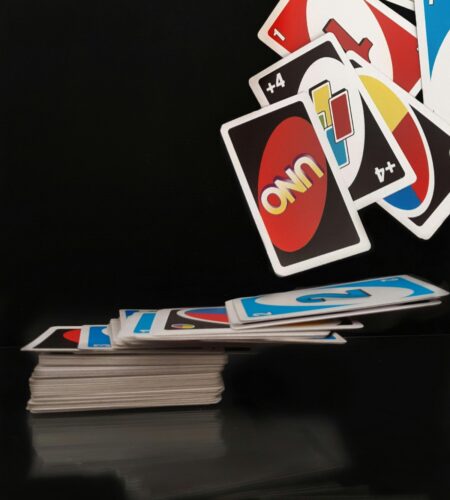 Uno Nasıl Oynanır? Kuralları Nelerdir?